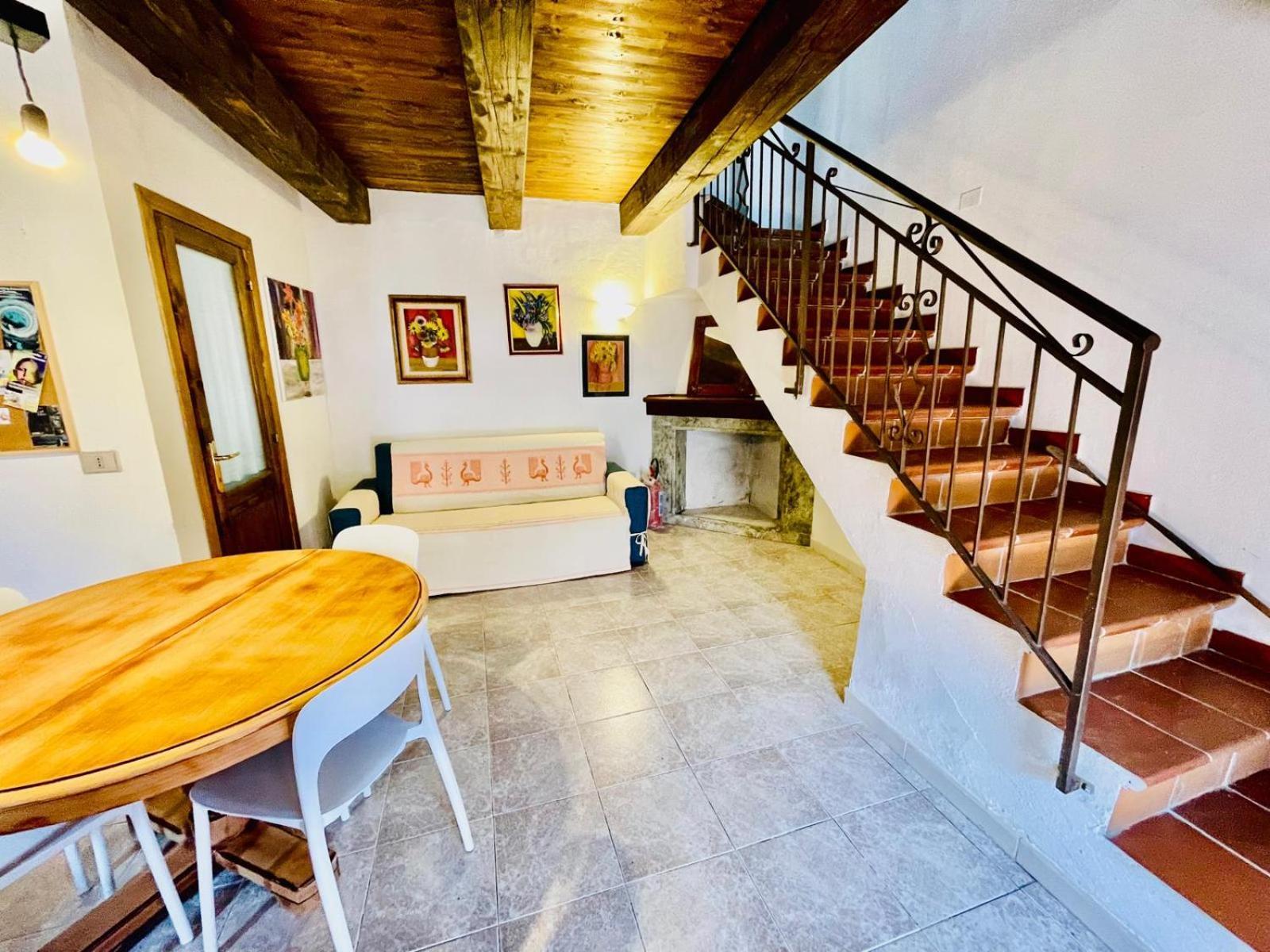 Villa Nel Cortile Della Casa Di Carta, Due Singole Unita Torpè Esterno foto