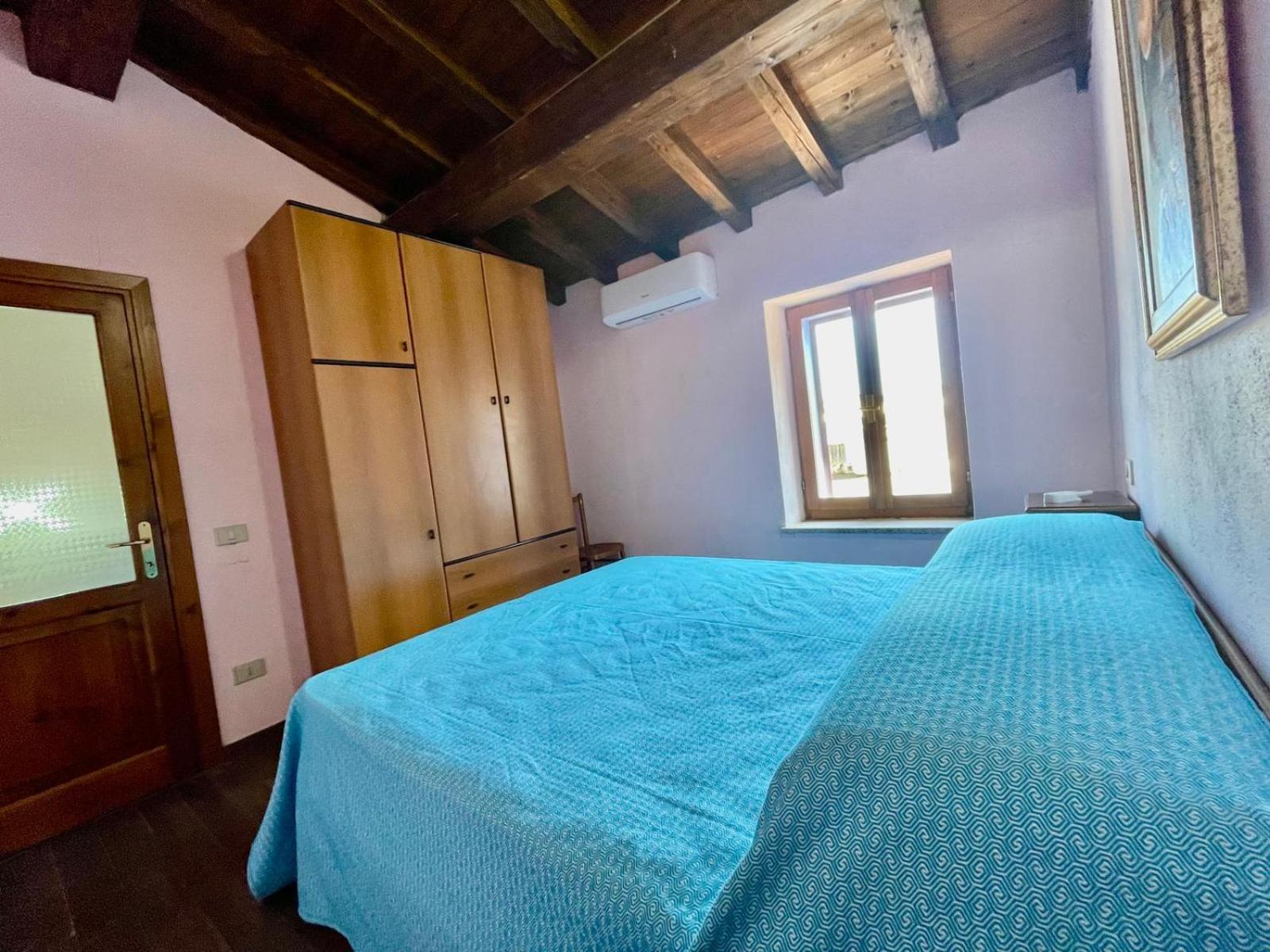 Villa Nel Cortile Della Casa Di Carta, Due Singole Unita Torpè Esterno foto