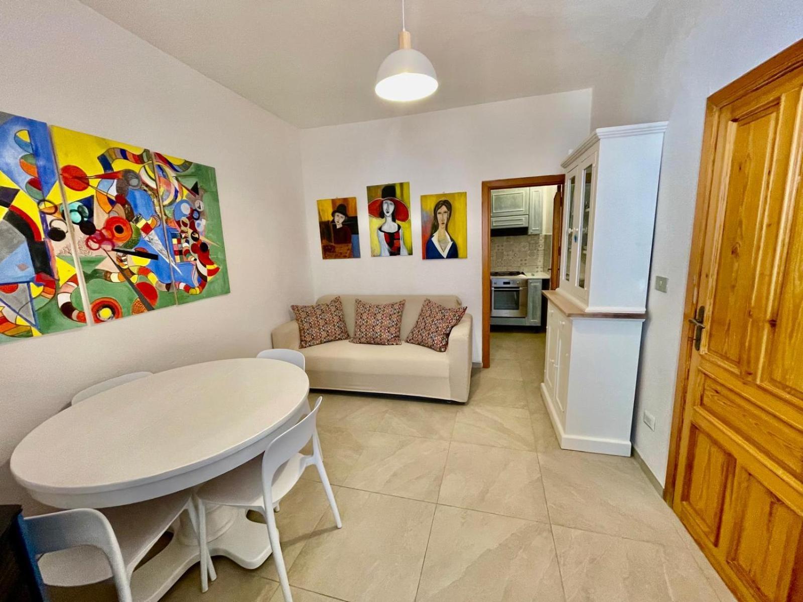 Villa Nel Cortile Della Casa Di Carta, Due Singole Unita Torpè Esterno foto